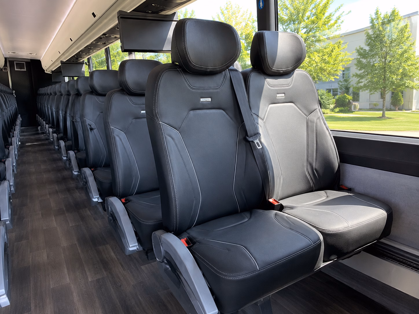 bus rentals to chateau elan and the i 75 wine corridor