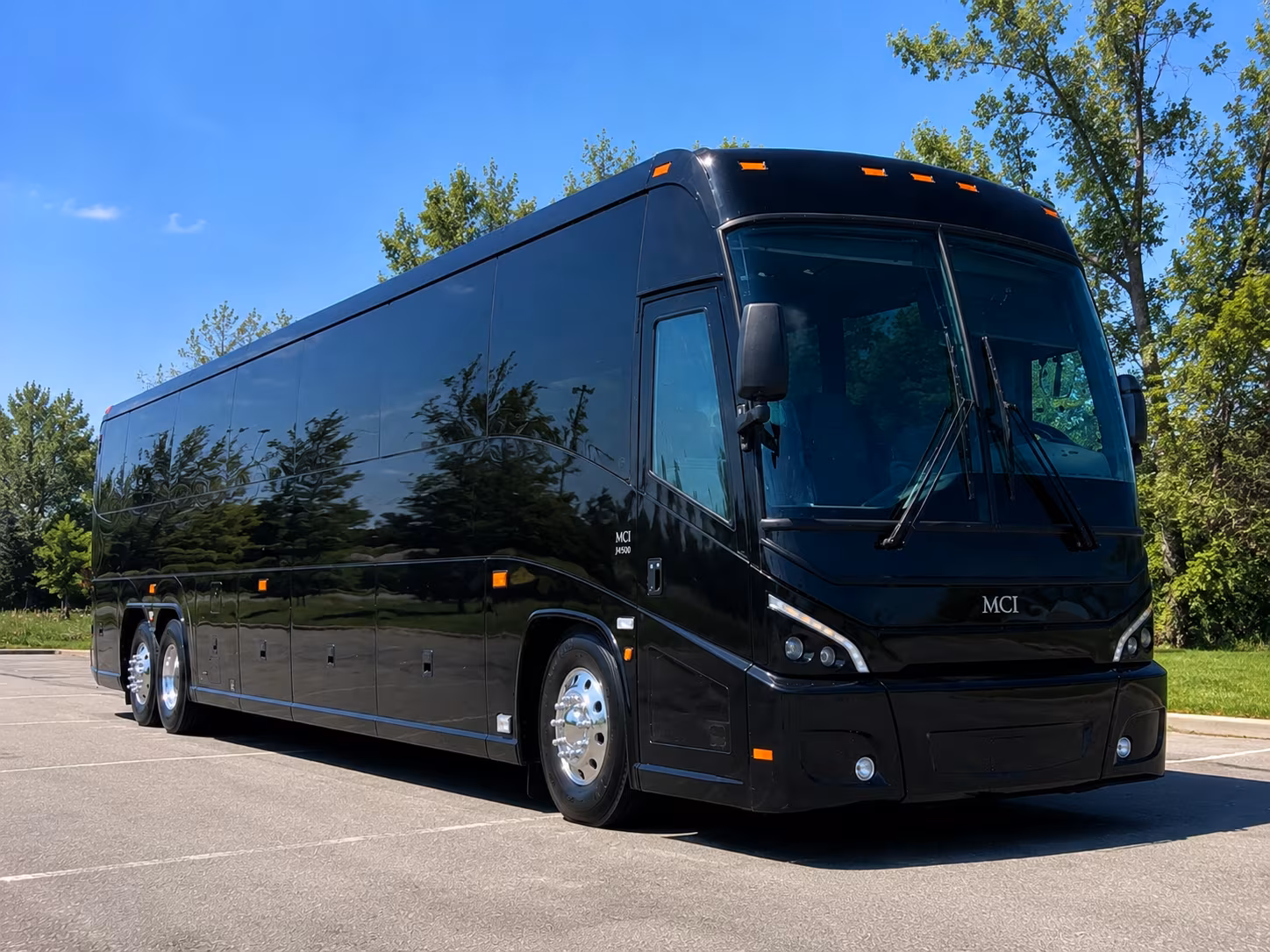 buses for the bridal party on macon wedding morning
